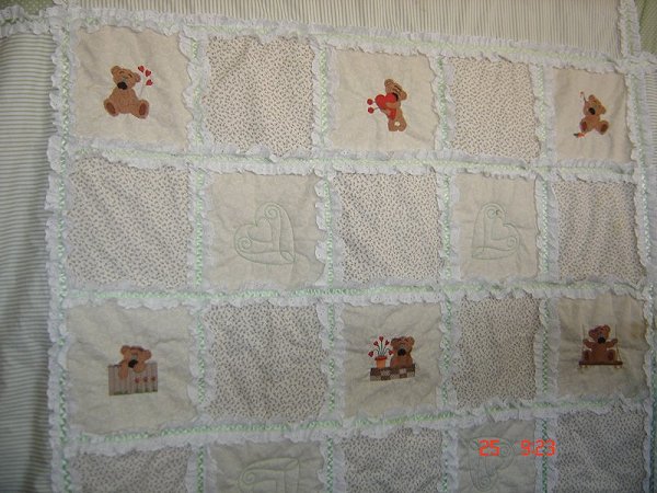 Image of lovebearsquilt1.jpg